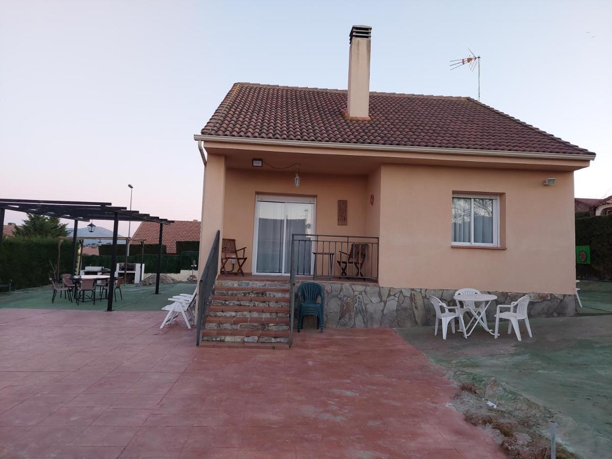 Disfrutar Y Relajarse En El Robledal Villa Zarzuela del Monte Екстериор снимка