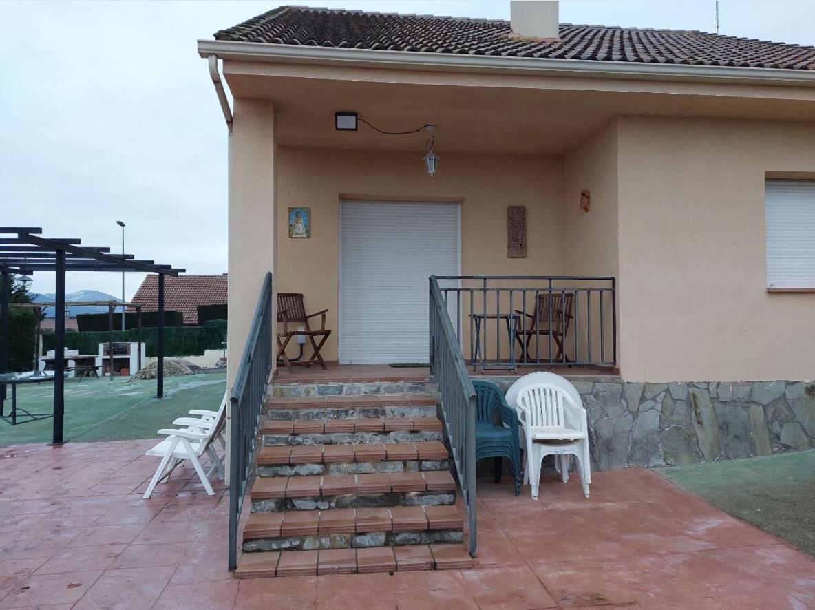Disfrutar Y Relajarse En El Robledal Villa Zarzuela del Monte Екстериор снимка